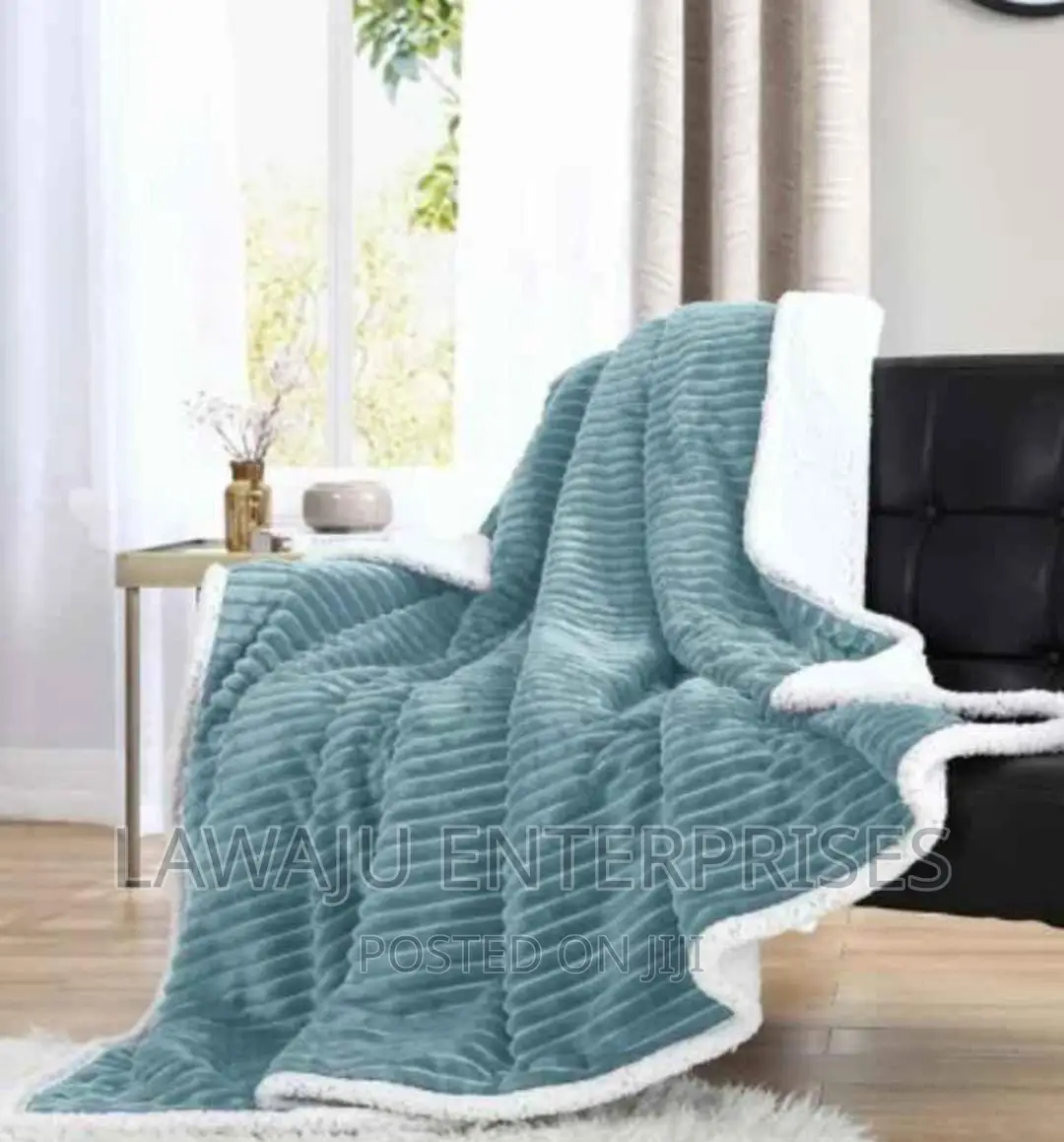 Turquoise Heavy Sherpa Flannel Blanket