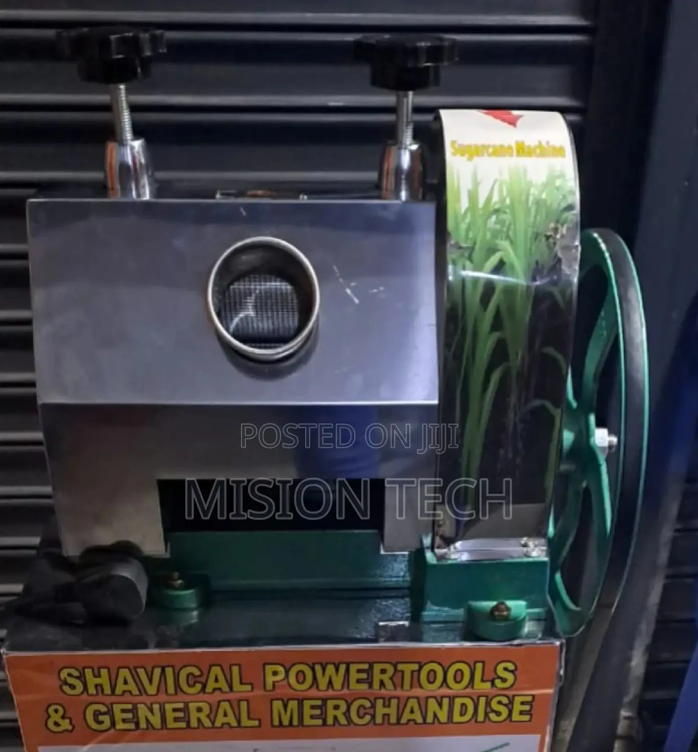 Automatic Sugarcane Juicer Machine