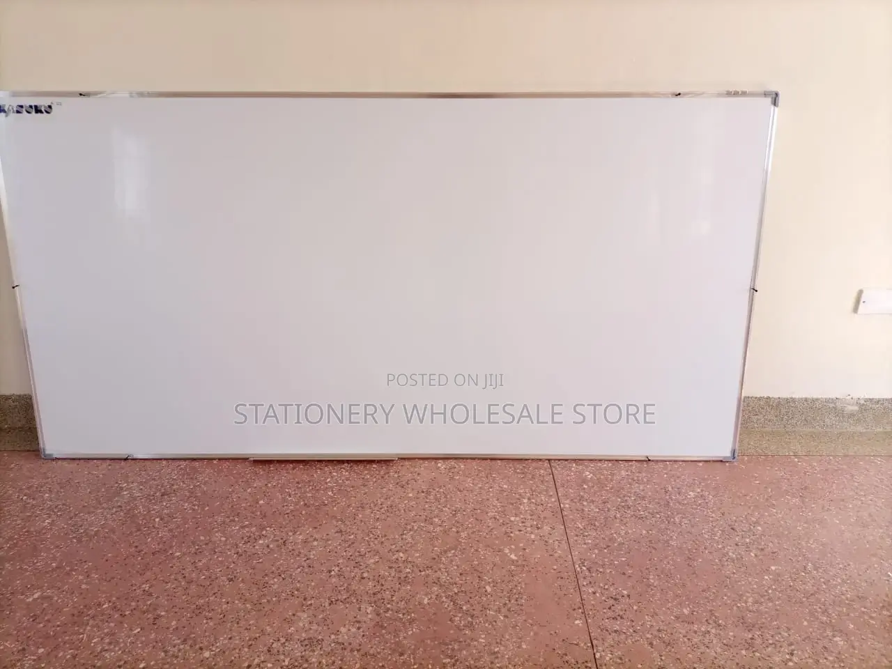 Colleges Whiteboards 8x4ft