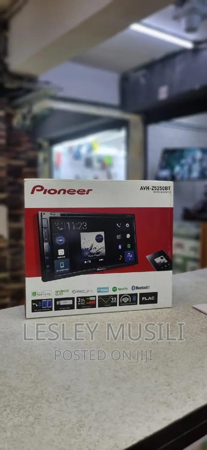 Pioneer AVH-Z5250BT Smartphone Multimedia Player