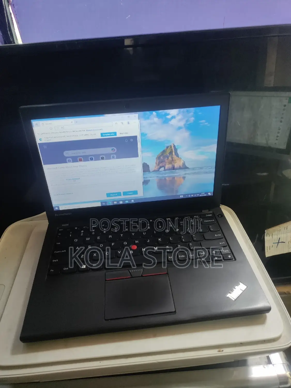 Laptop Lenovo ThinkPad X260 8GB Intel Core I5 HDD+SSD 500GB