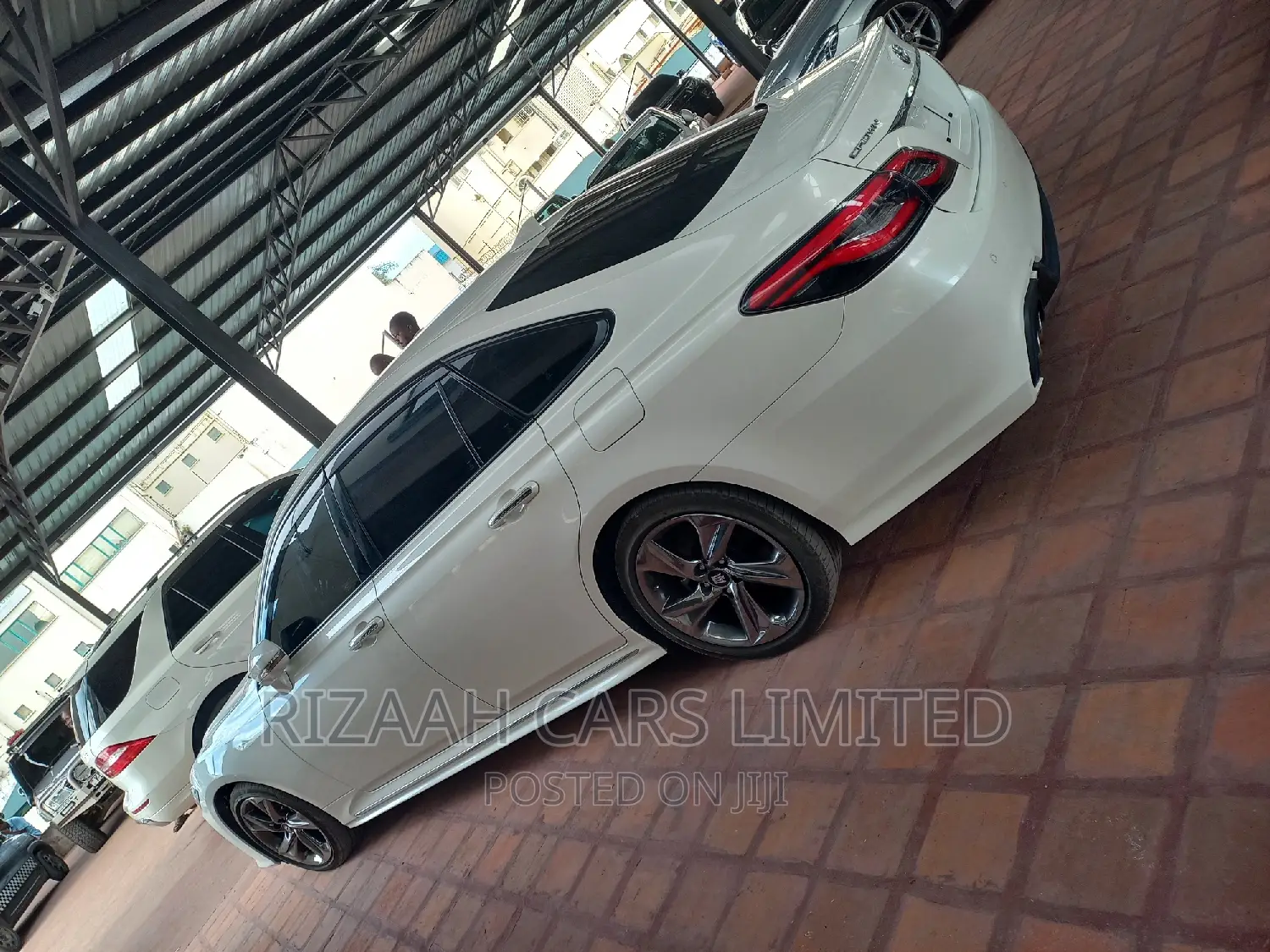 Toyota Crown 2019 White