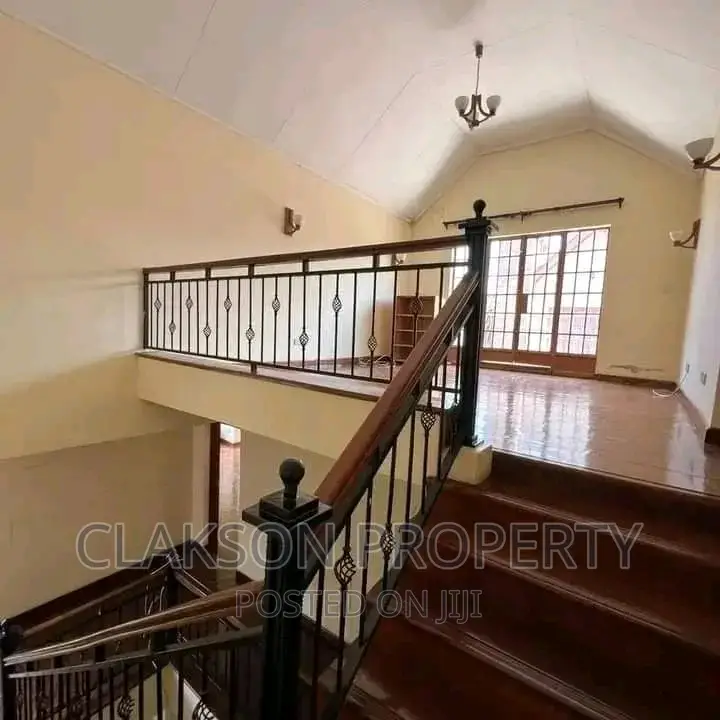 5bdrm Townhouse / Terrace in Lavington for rent