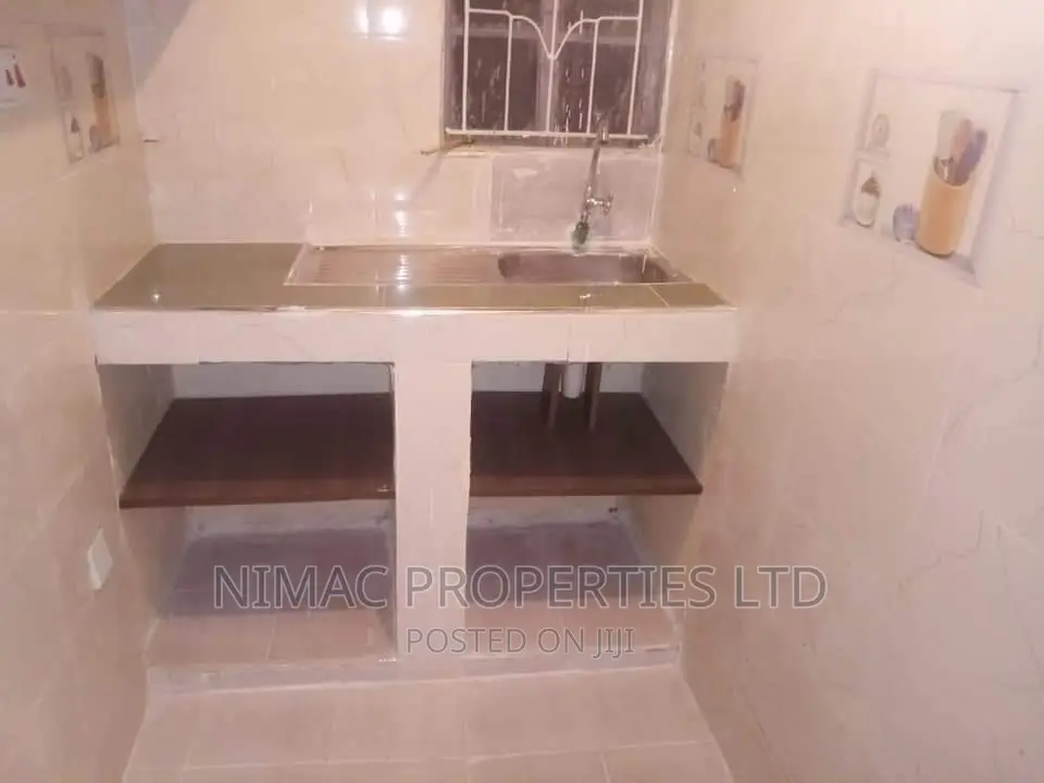 1bdrm Block of Flats in Tushauriane, Junction Kayole for rent