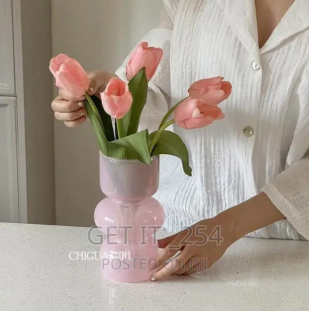 *Nordic Flower Vase*
Material: Glass
Perfect