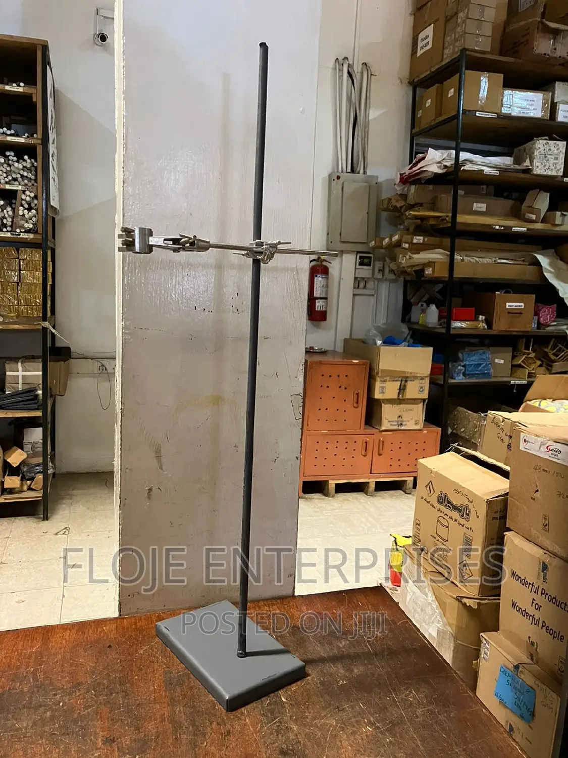 Retort Stand Complete With Clamp and Boss Head