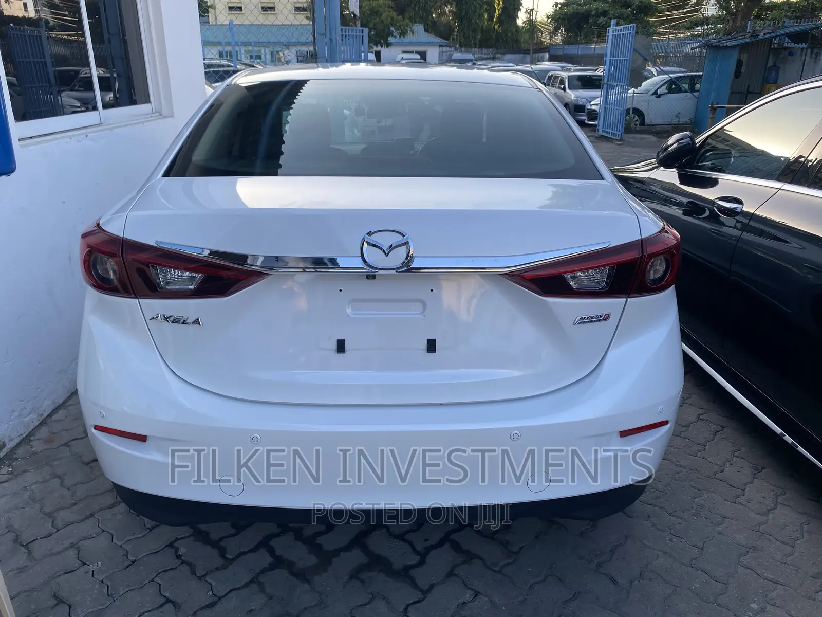 Mazda Axela 2017 White