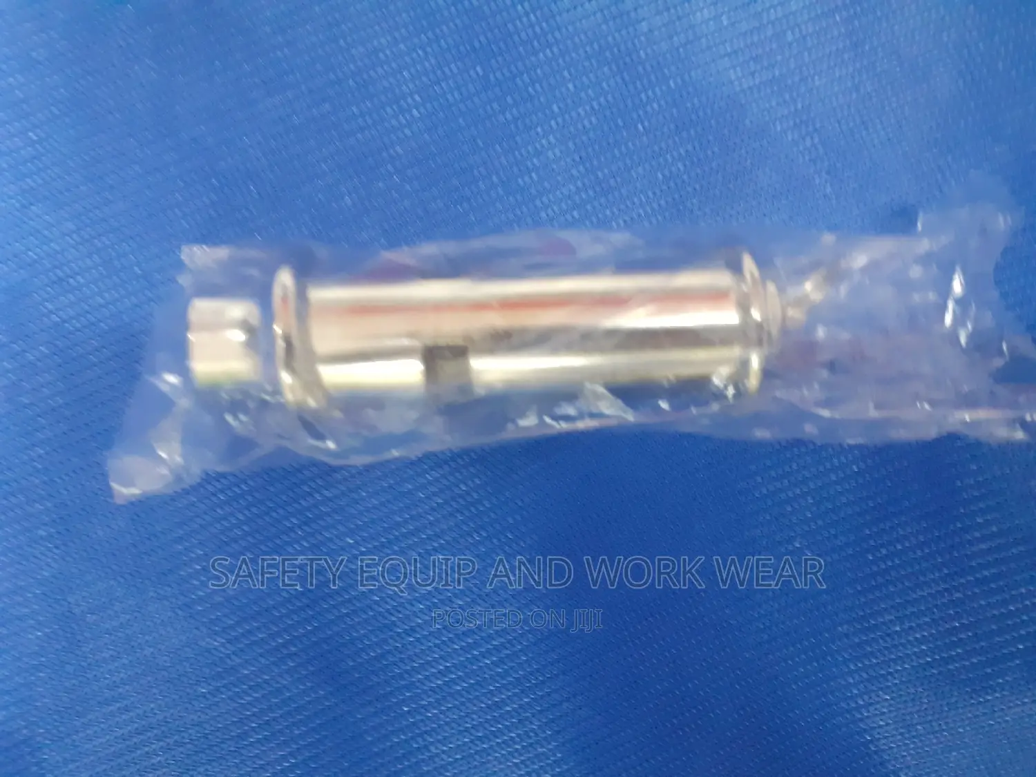 Non Reliance On Batteries Guard Whistle