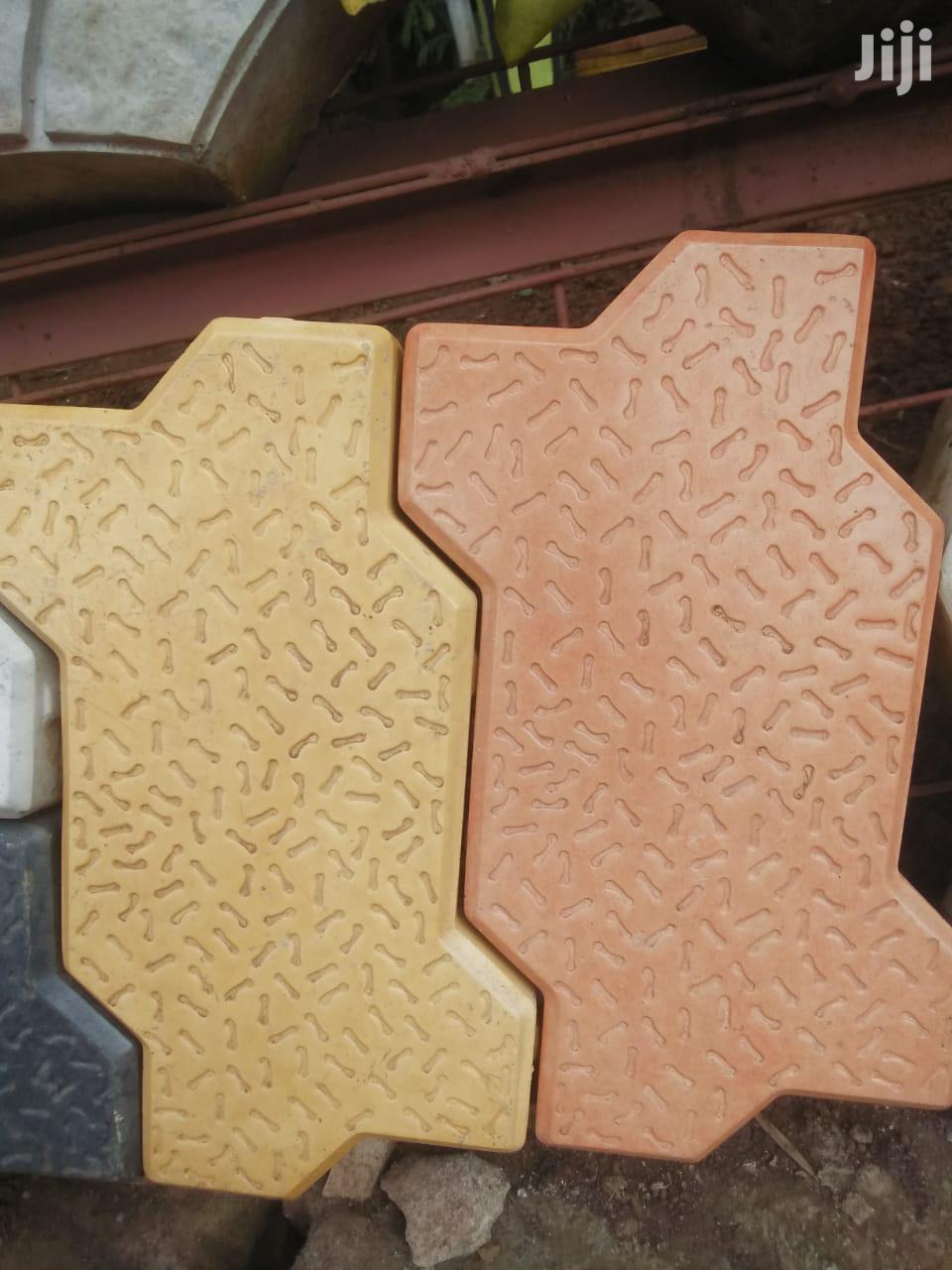 Coloured Cabro / Coloured Paving Blocks