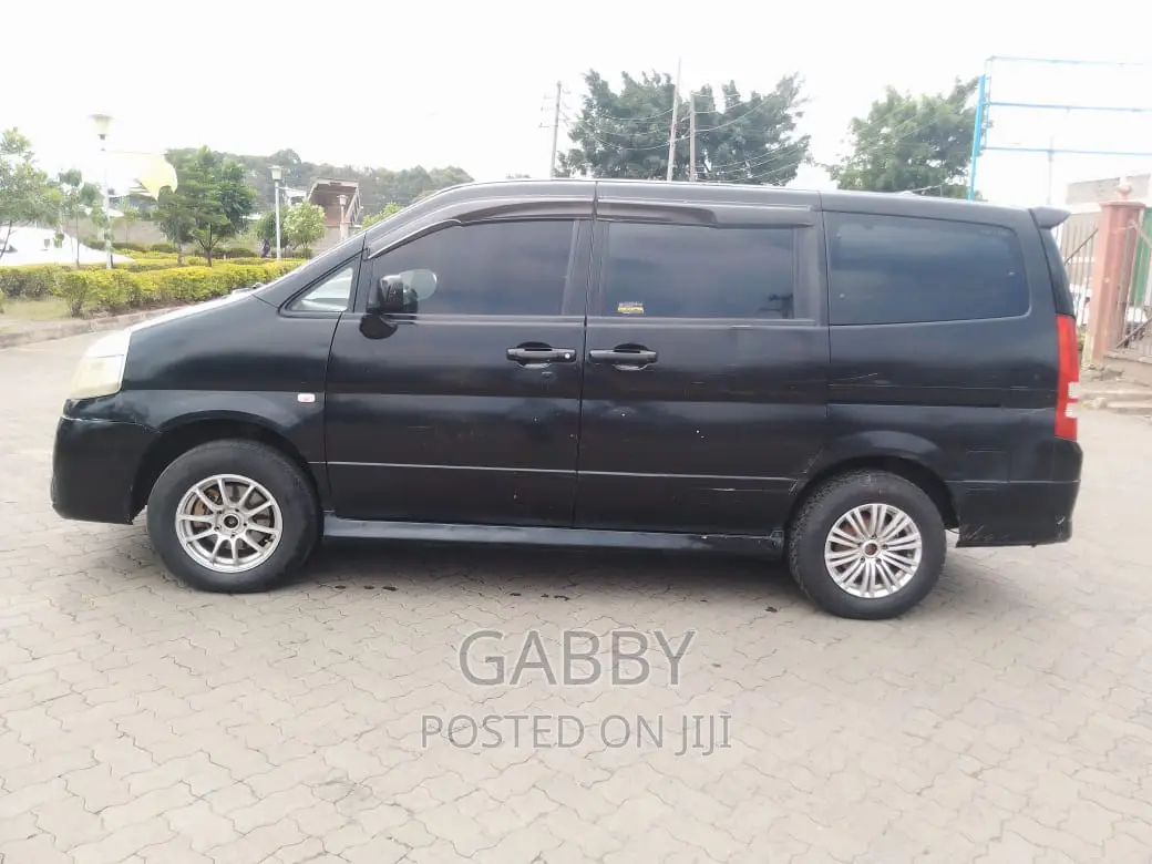 Nissan Serena 2006 Black
