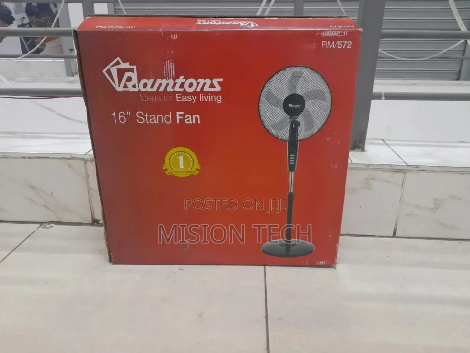 Rm/572 Ramptons Standing Fan