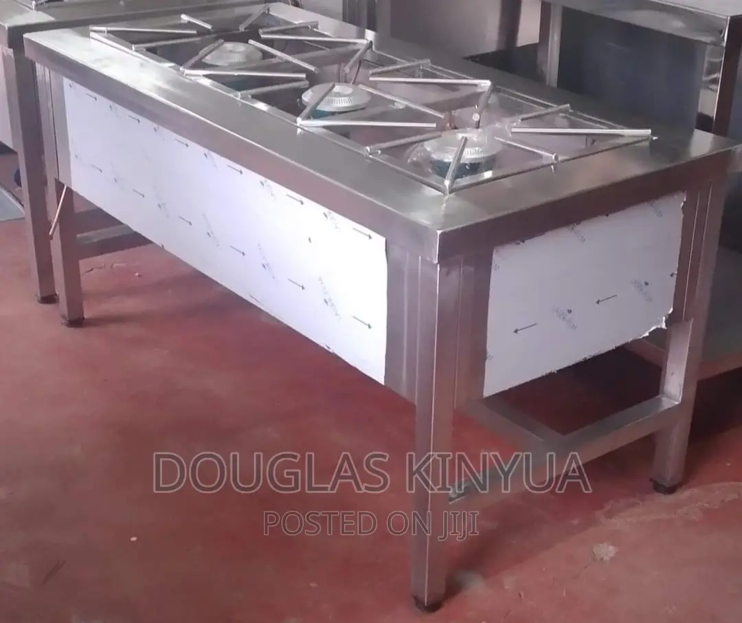 3burners Commercial Gas Cooker. High Pressure.