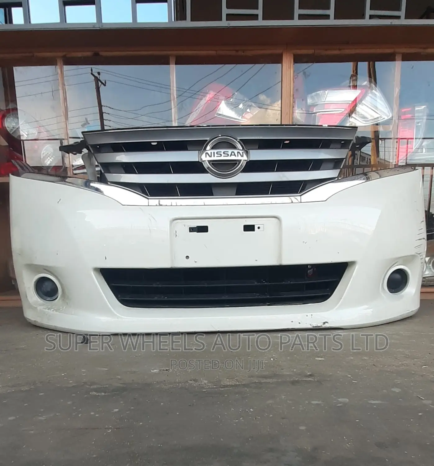 Nosecut Nissan Serena C26