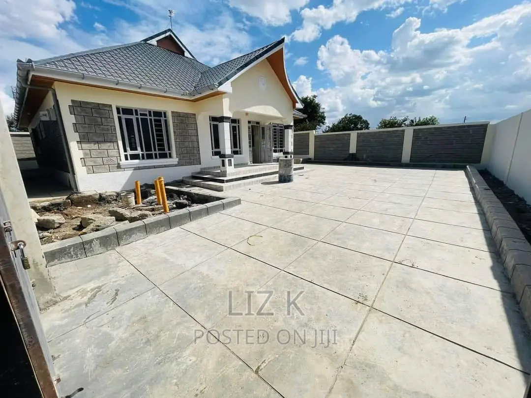 3bdrm Bungalow in Mugutha, Ruiru for sale