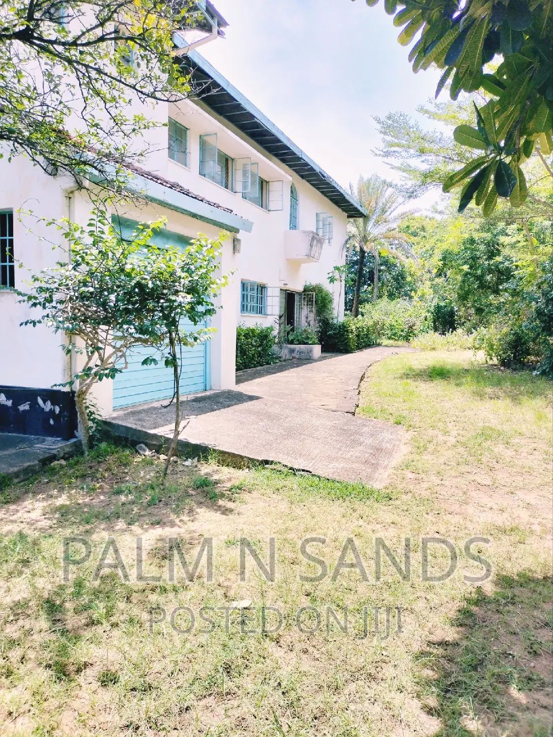 3bdrm Maisonette in Shelly Beach for sale