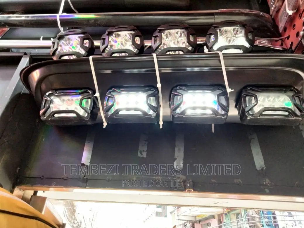 Universal Car Mates With Lights