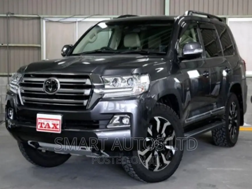 Toyota Land Cruiser 2016 Gray