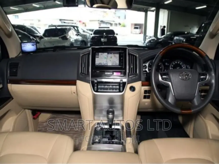 Toyota Land Cruiser 2016 Gray
