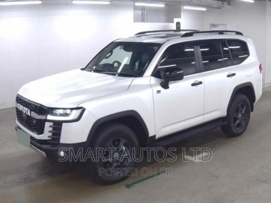 Toyota Land Cruiser 2022 Pearl