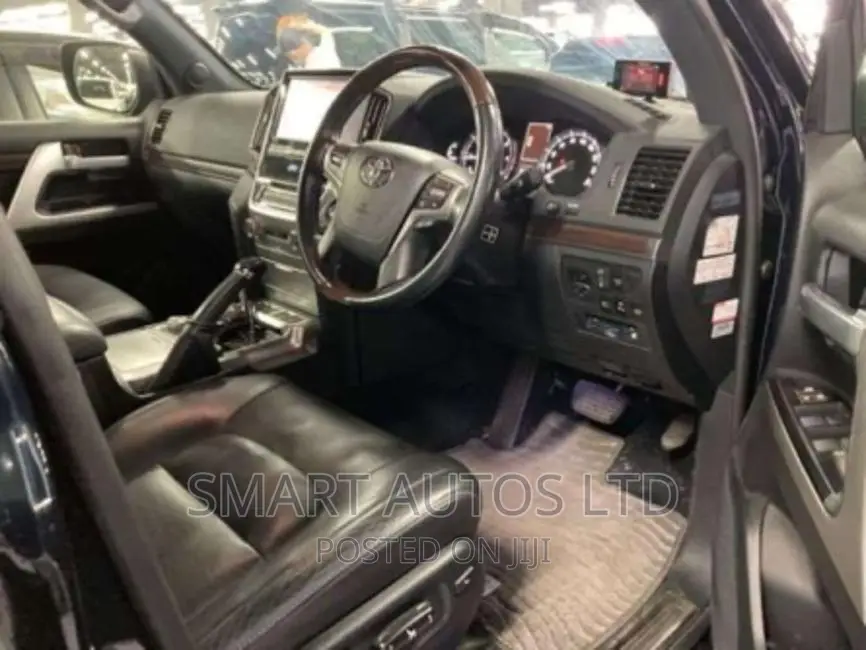 Toyota Land Cruiser 2017 Blue
