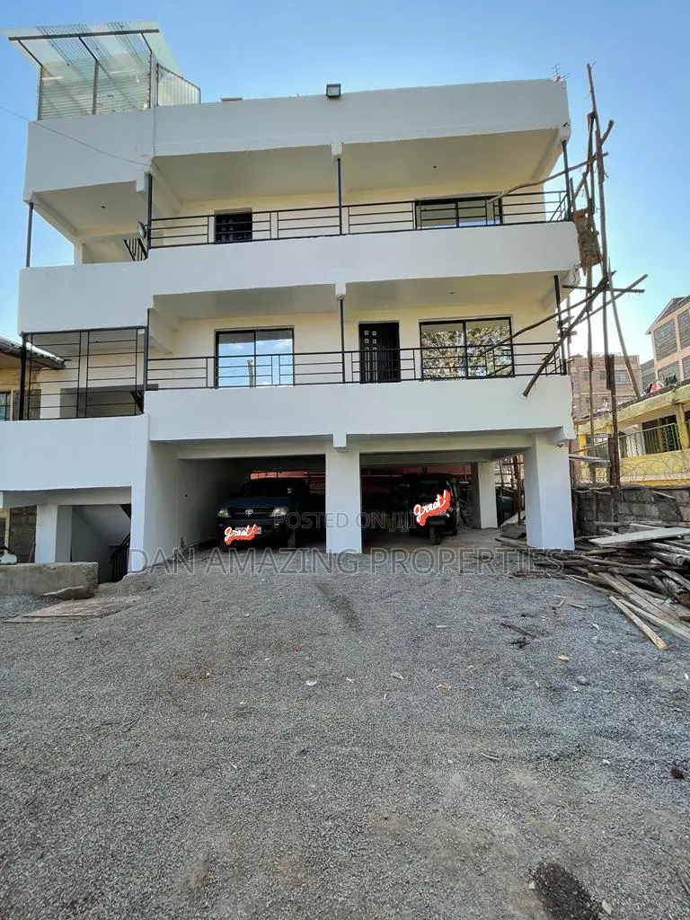 6bdrm House in Wamakima Rd/2 Shops, Kinoo for sale