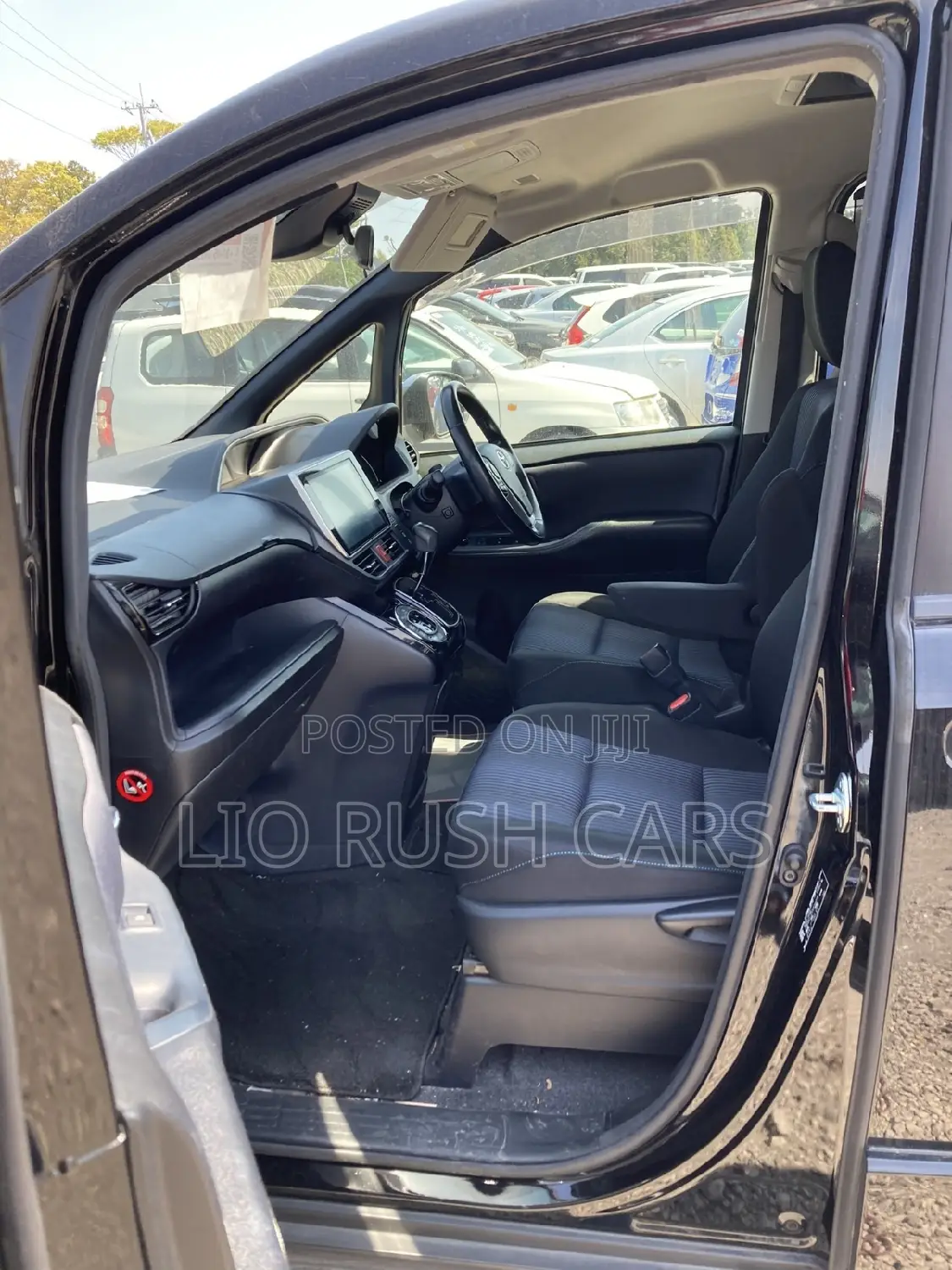 Toyota Voxy 2017 Black