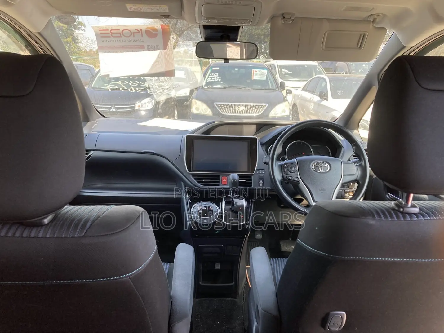 Toyota Voxy 2017 Black
