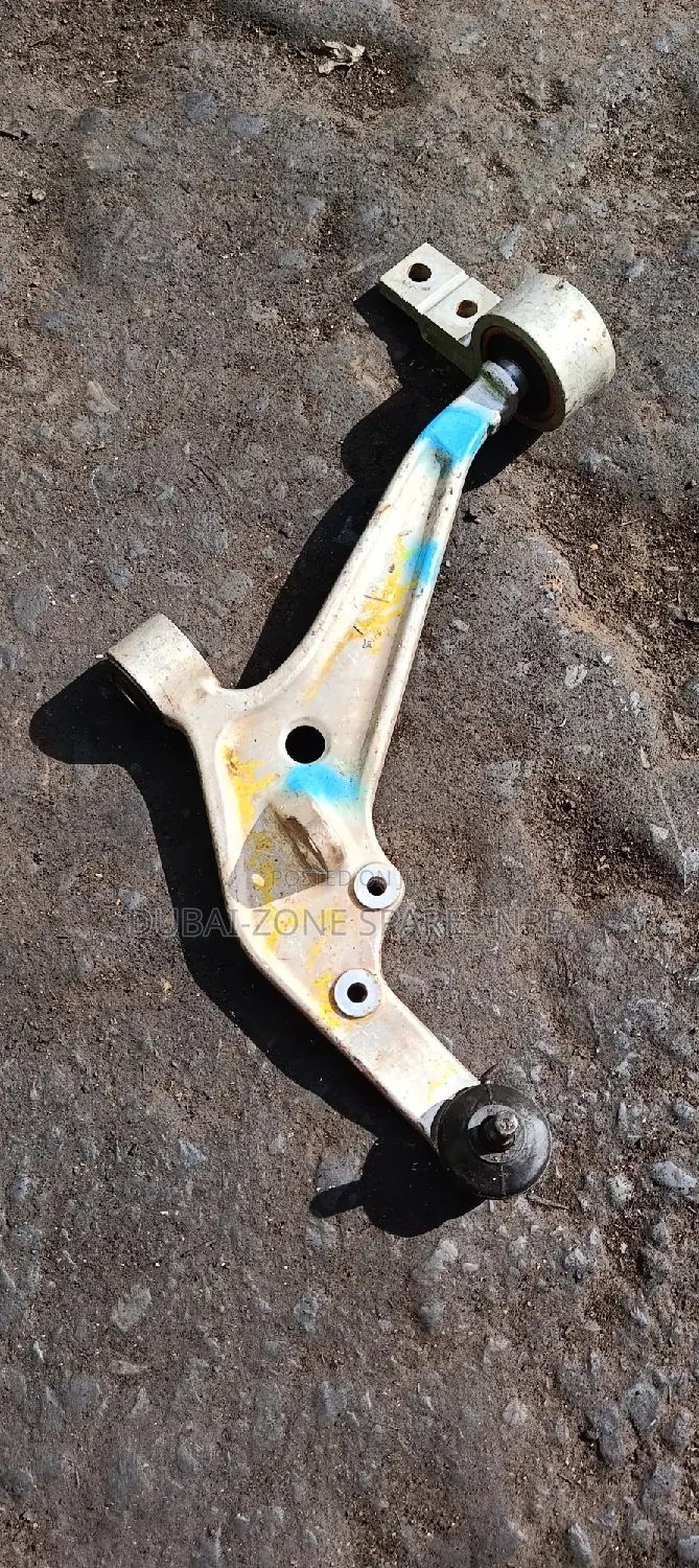 Nissan X-Trail Nt30 Qr20 2 4wheel Drive Front Arms.