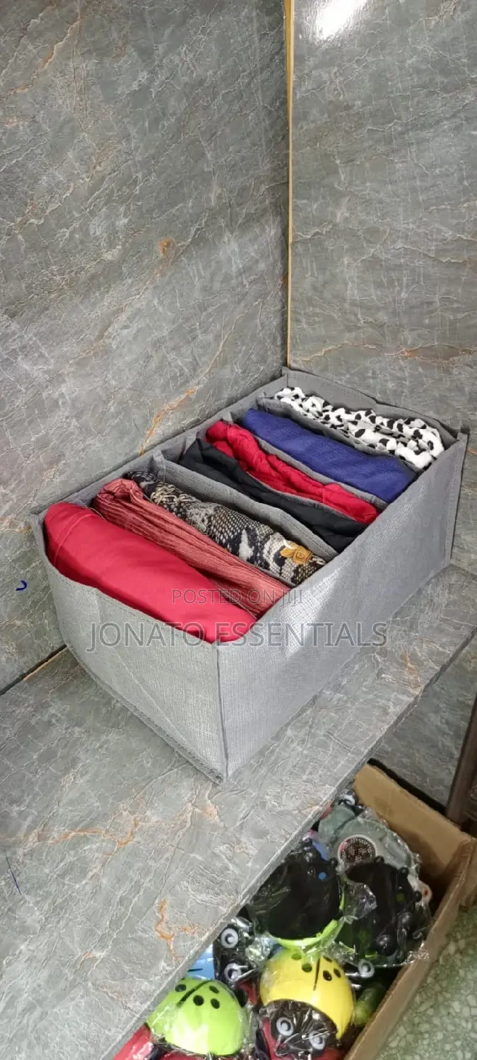 7 Grid Non Woven Jeans Organizer or Closet Organizer