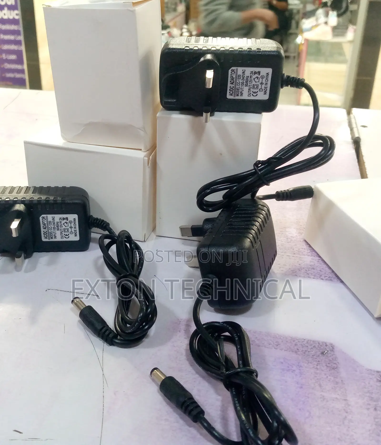 100-240v DC 12V 2A Universal Power Adapter Supply Charger