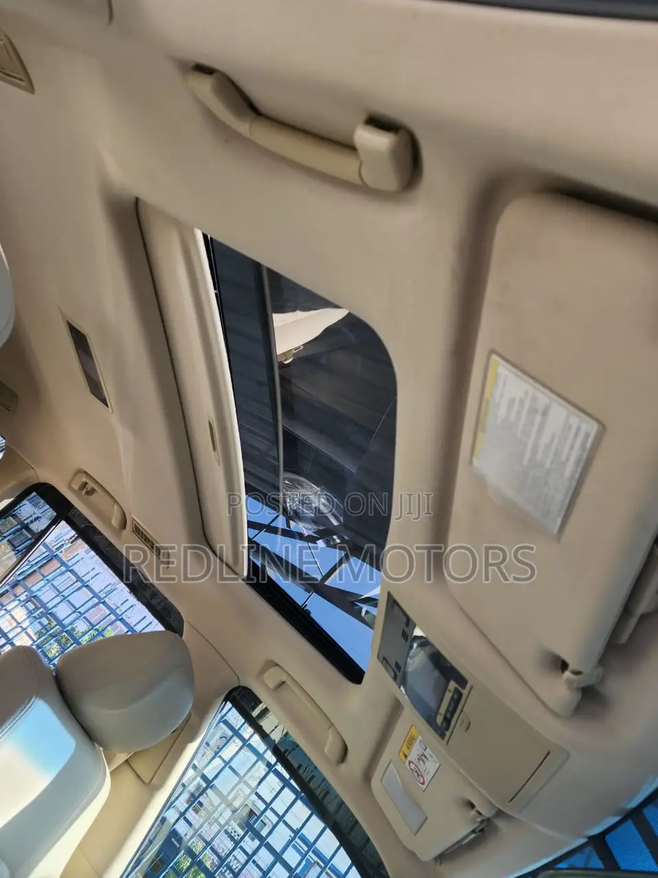 Toyota Land Cruiser 4.6 V8 GXR 2017 Gold