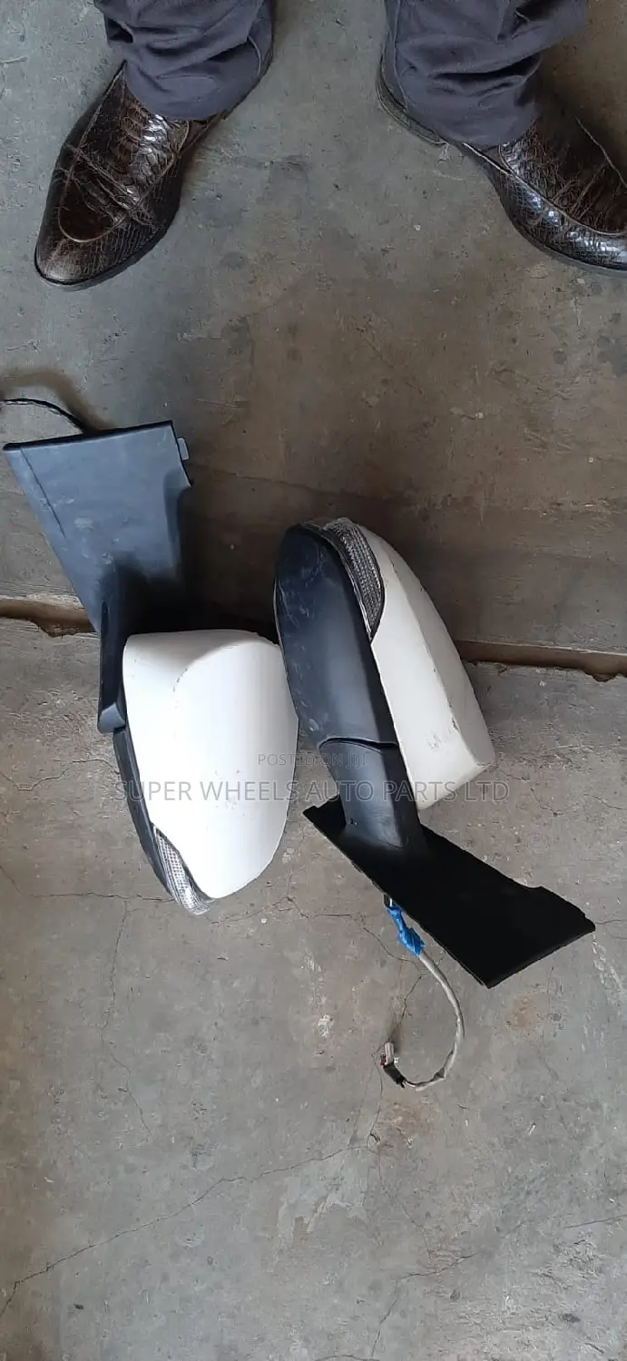 Side Mirror Vitz 2012