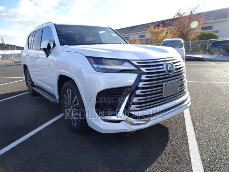 Lexus LX 2023 White