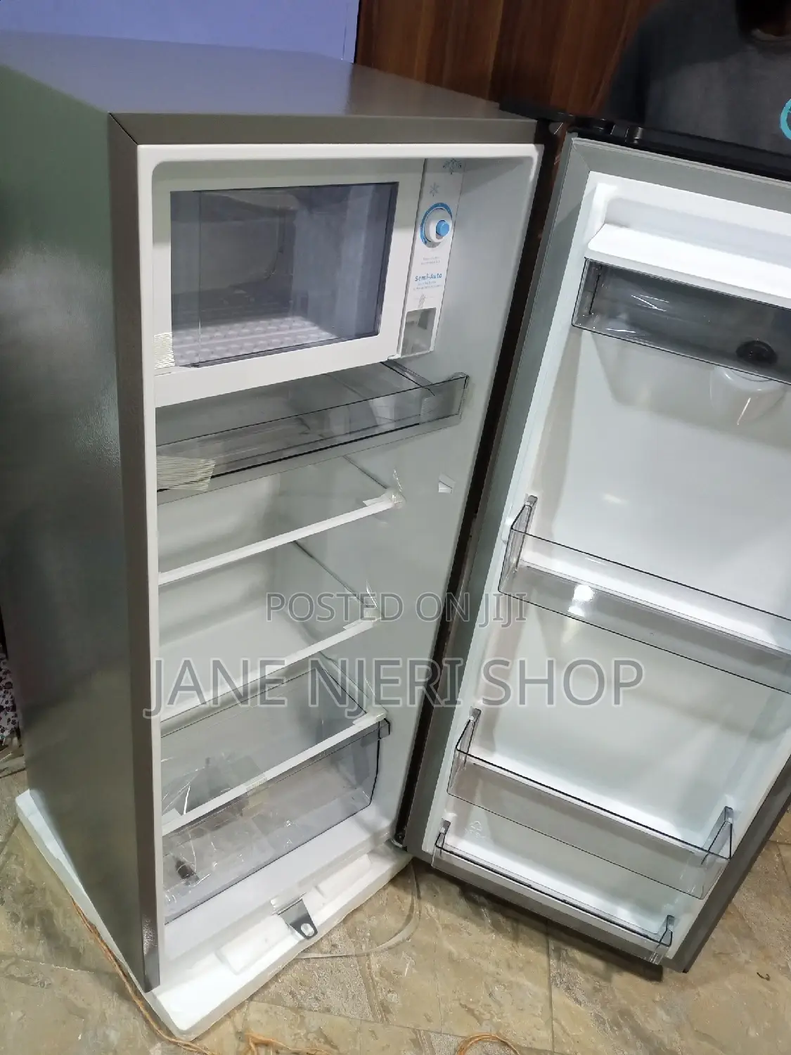 Hisense 176 Liters Fridge With Dispenser