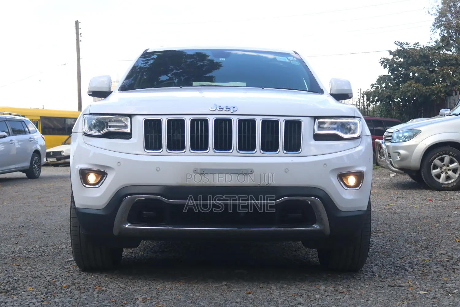Jeep Grand Cherokee Laredo 4dr 4x4 2016 White