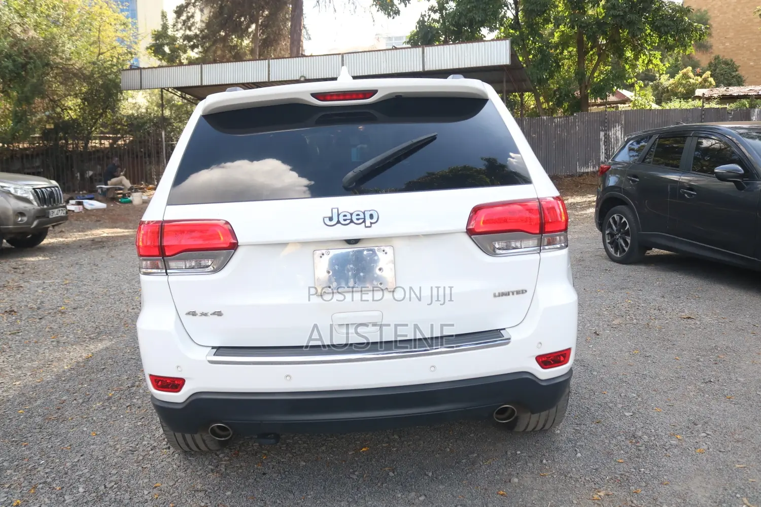Jeep Grand Cherokee Laredo 4dr 4x4 2016 White