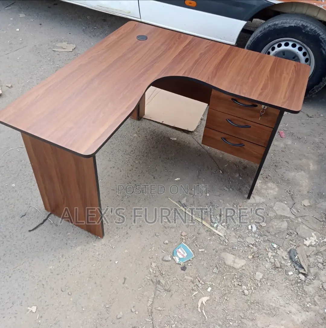 P Shape Office Desk L Shape Office Desk