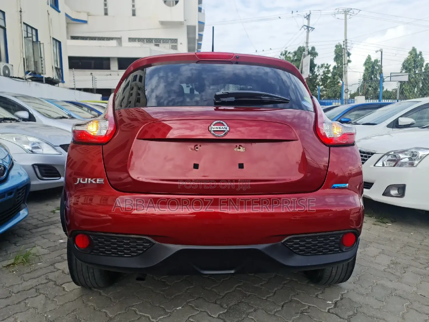 Nissan Juke S FWD 2016 Burgundy