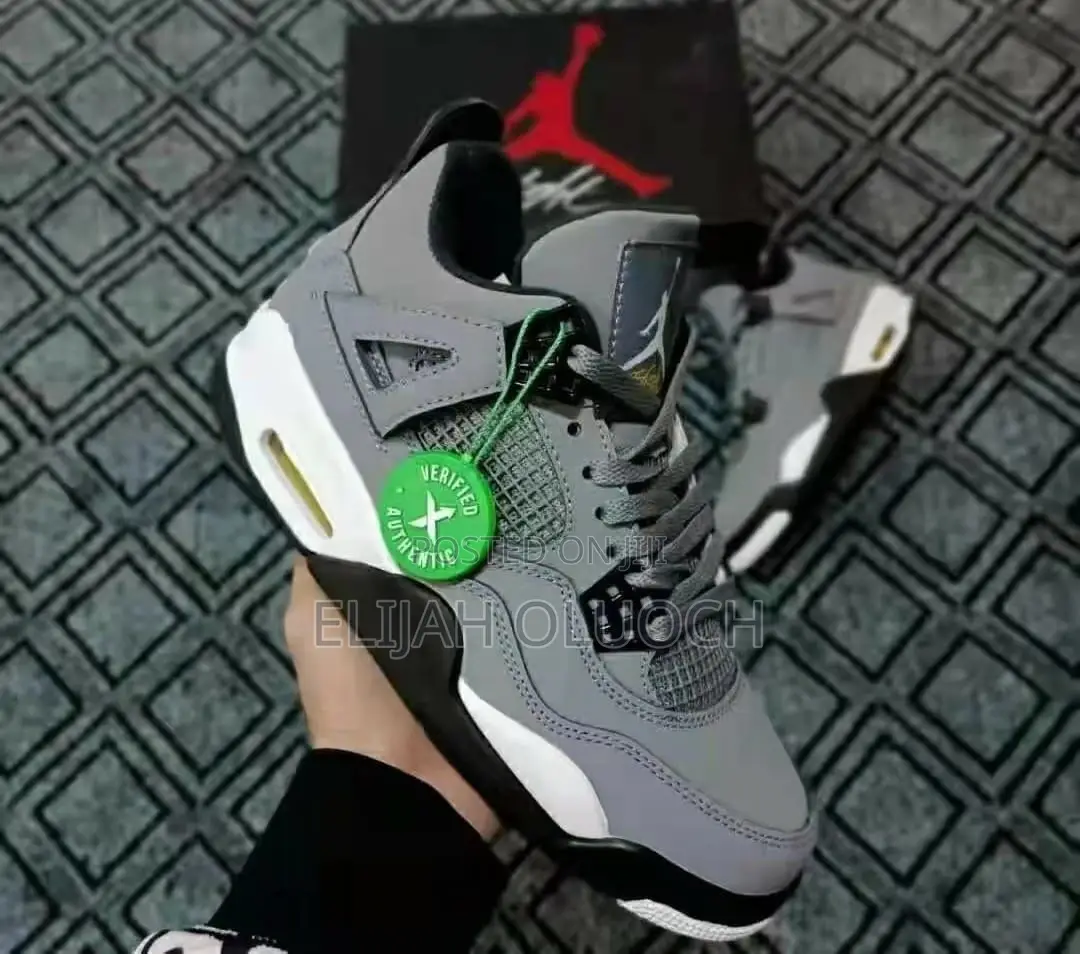 Original Jordan 4 Sneakers