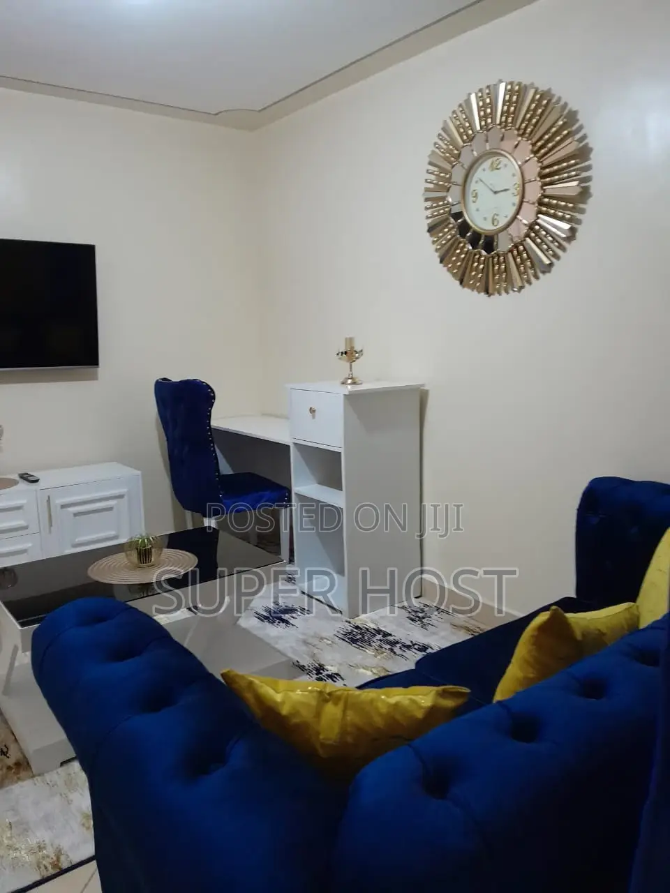Cozy and Spacious One Bedroom Available at South B