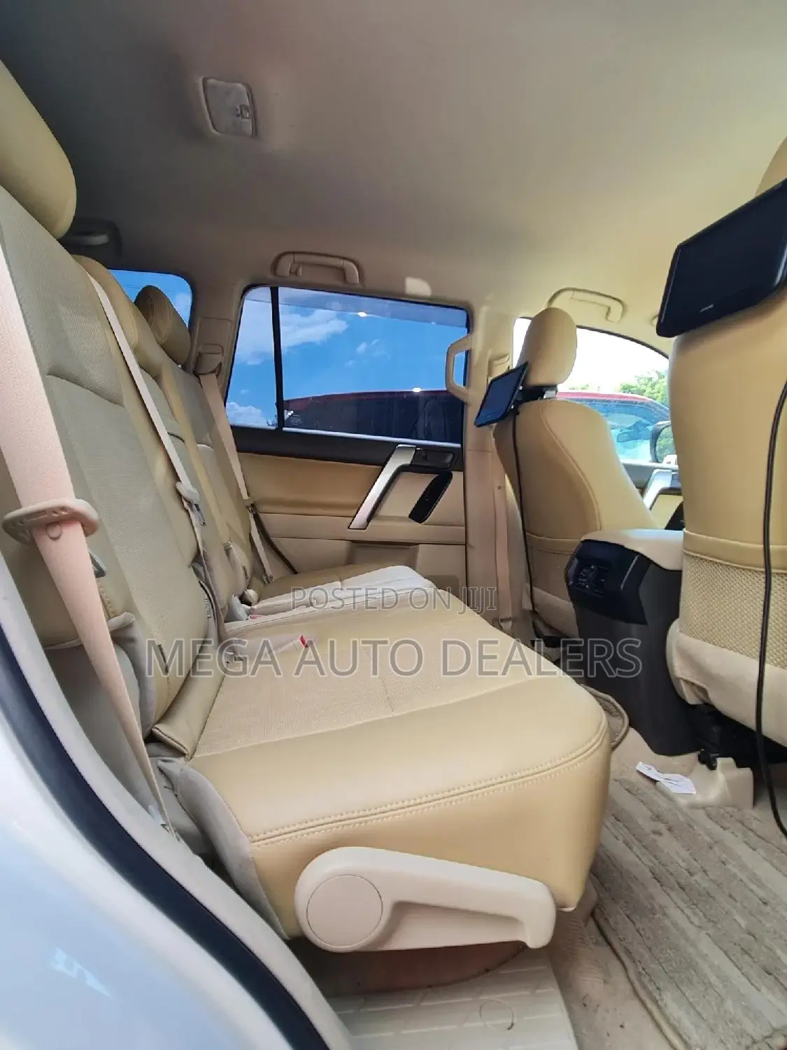 Toyota Land Cruiser Prado 2.7 2018 White