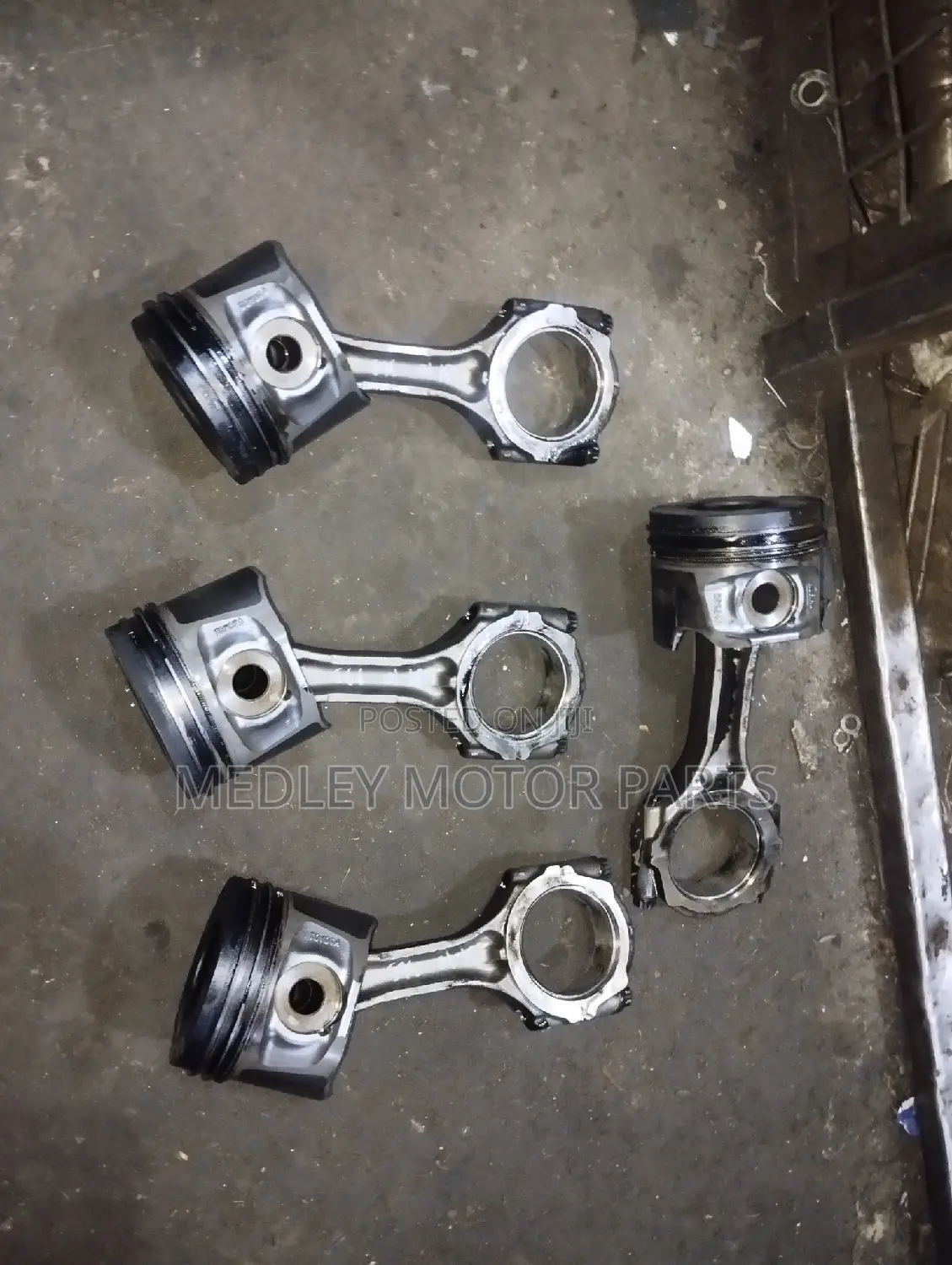 Toyota Hilux/Prado 1KD Complete Pistons