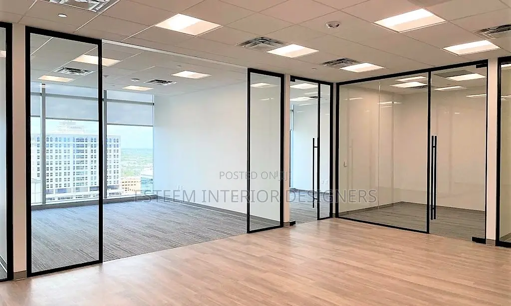 Frameless Glass Office Partition