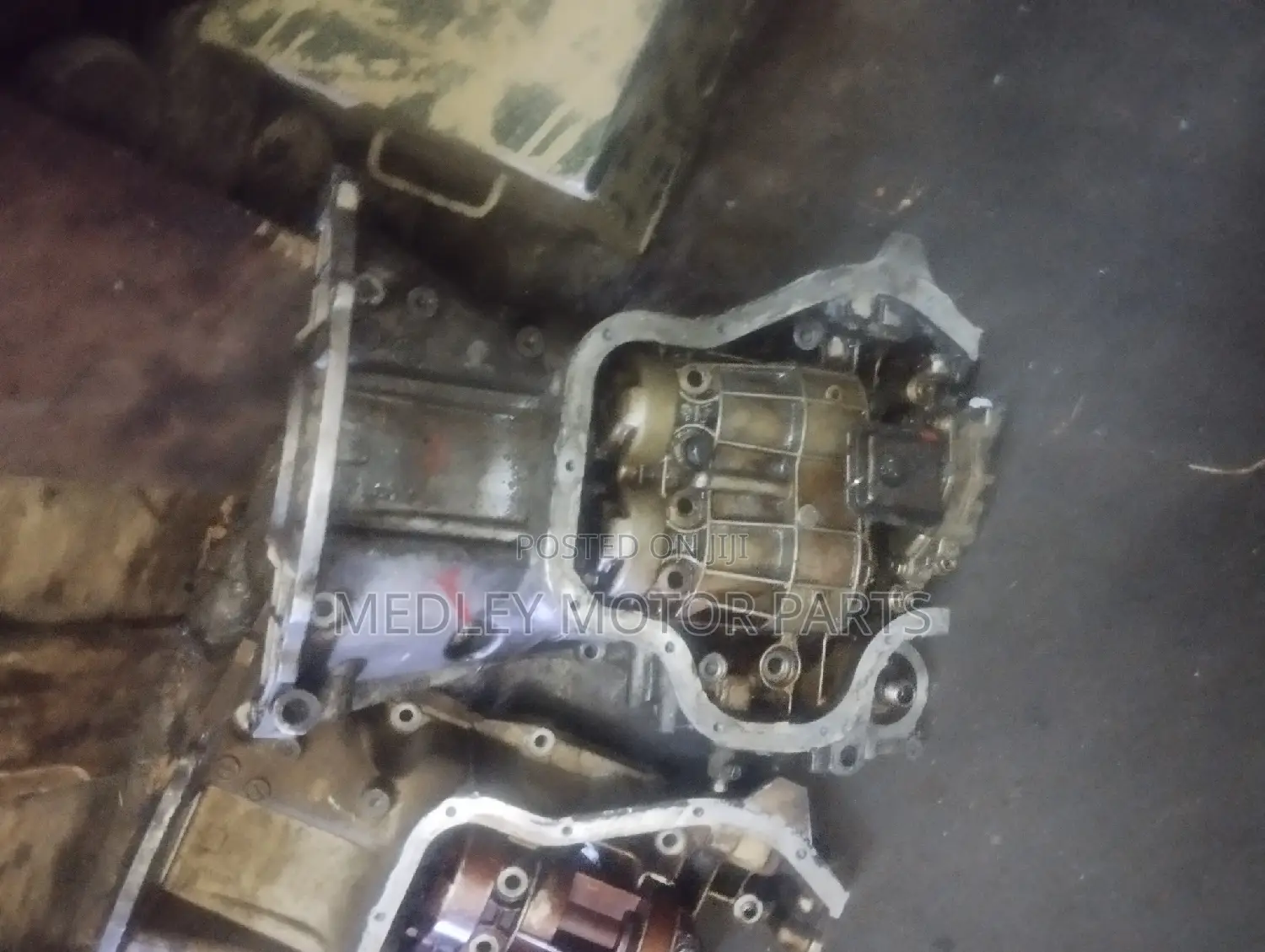 2AZ Engine Complete Oil Samp With Balancers