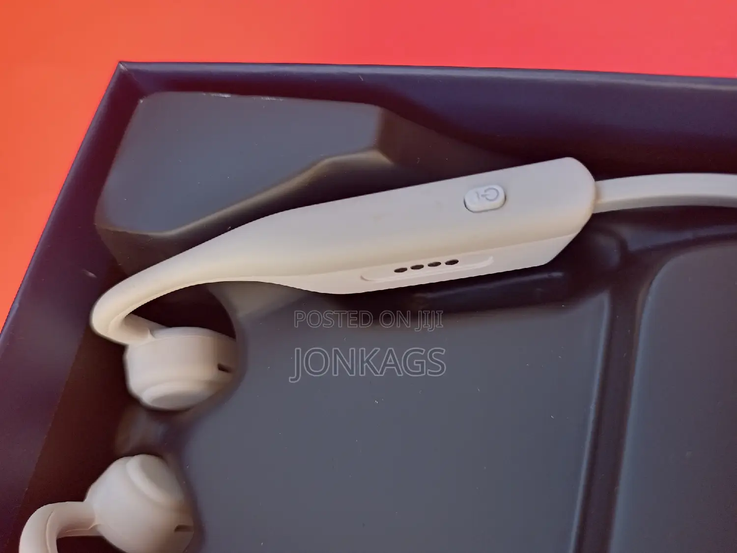 Wireless True Bone Induction Neckband Sports Earphones