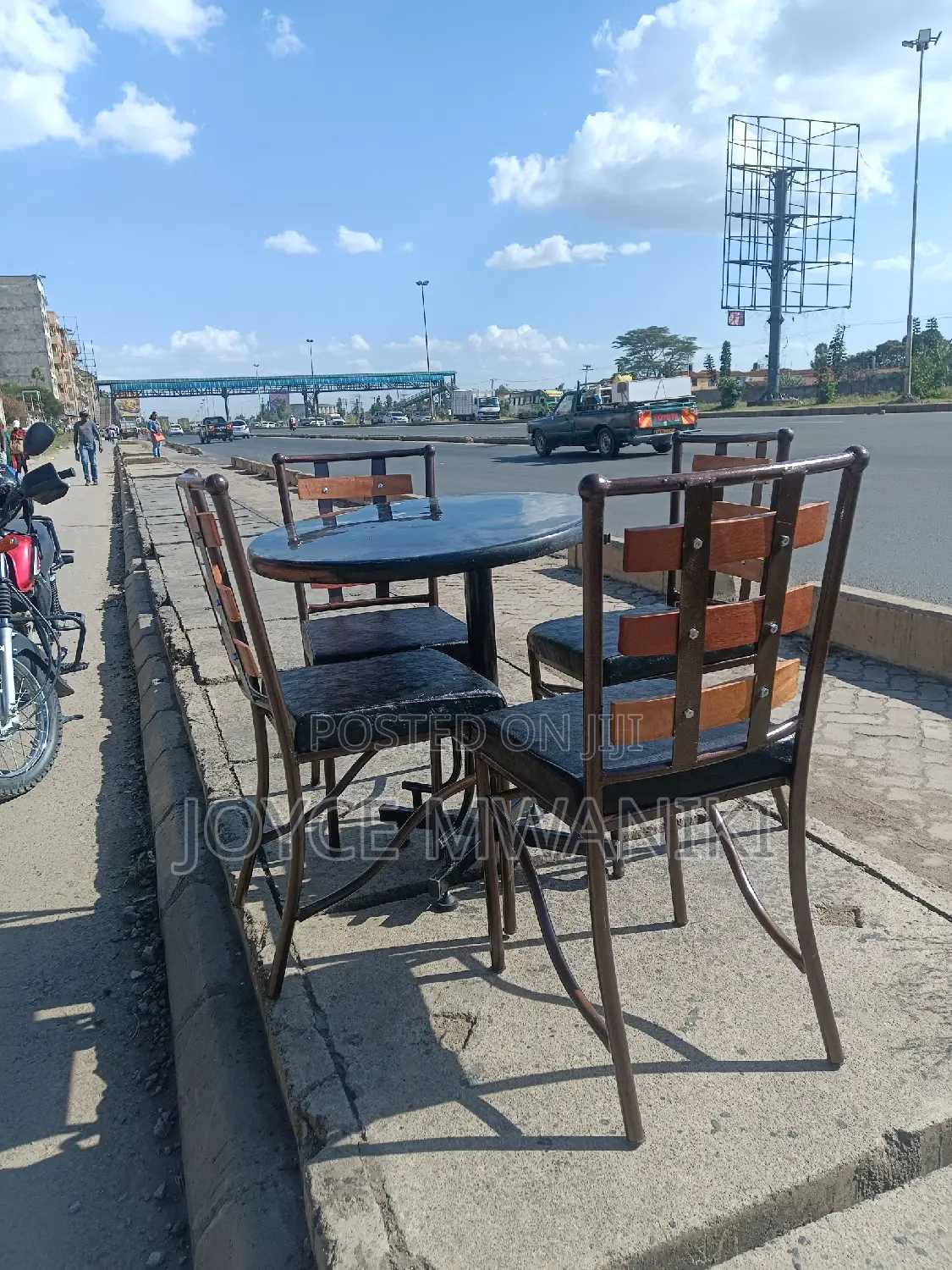 Restaurant Set of 4 Chairs and a Table With Wooden Back 