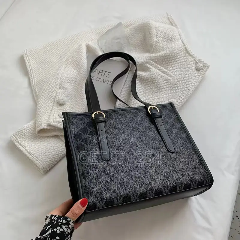 Ladies Fashion Handbags