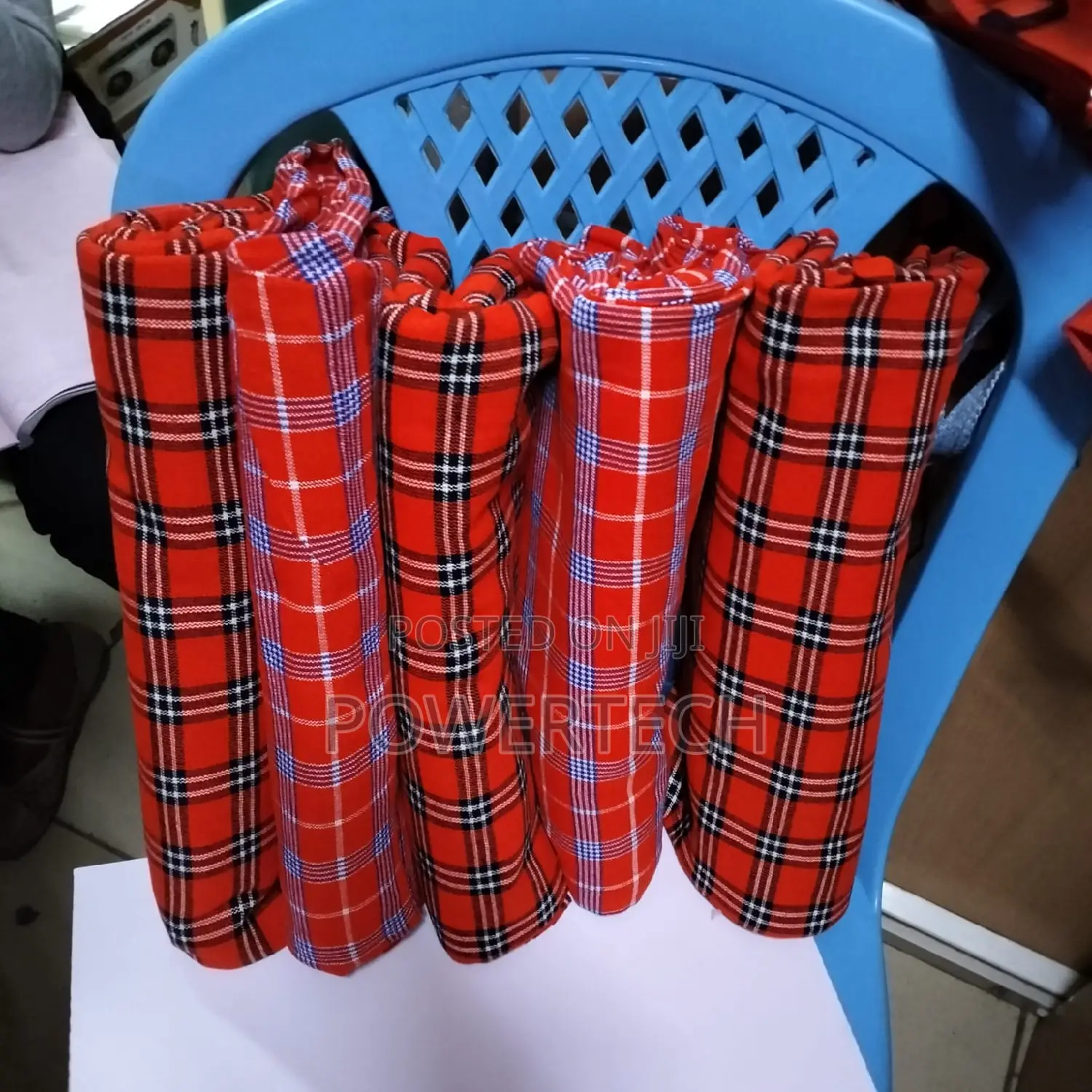Maasai Shuka !Maasai Shuka.