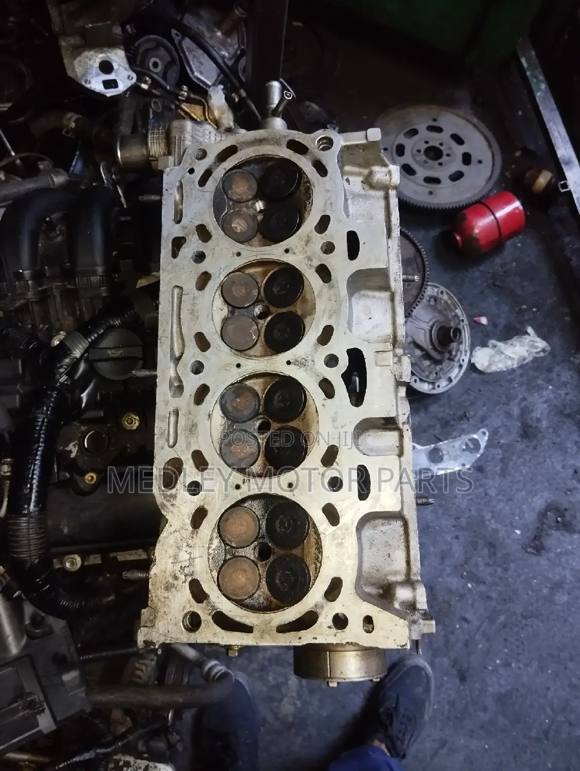 Toyota Harrier /Kruger 2AZ Engine Cylinder Head