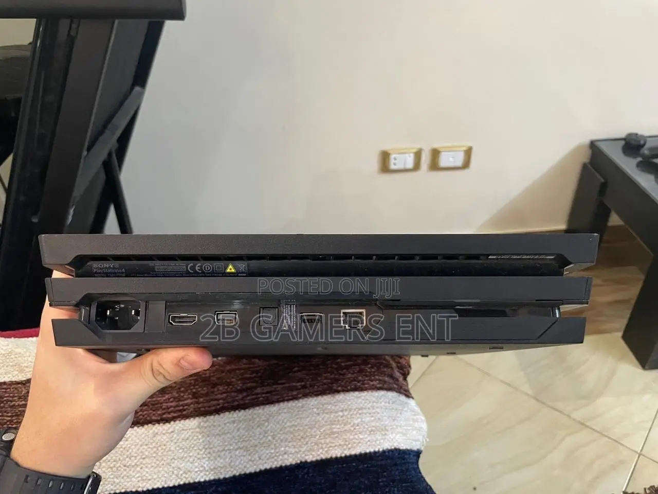 Chipped Ps4 Pro, 1tb . 21 Games